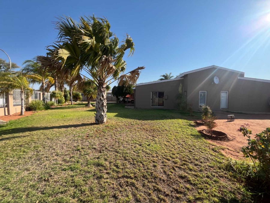 5 Bedroom Property for Sale in Oosterville Northern Cape